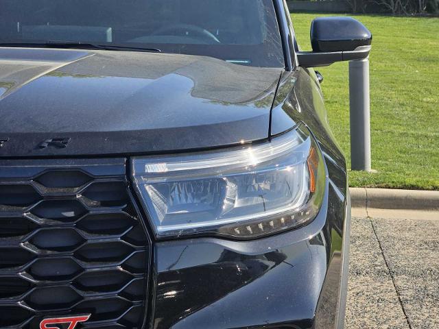 2025 Ford Explorer Vehicle Photo in FORT WORTH, TX 76132