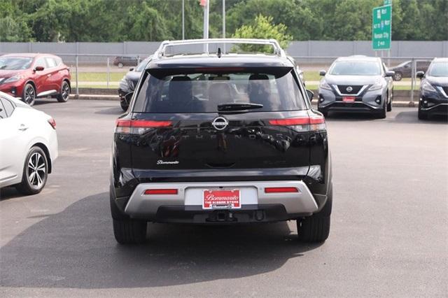 2023 Nissan Pathfinder Vehicle Photo in Hazelwood, MO 63042
