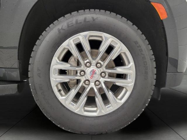2023 GMC Yukon XL Vehicle Photo in APPLETON, WI 54914-4656