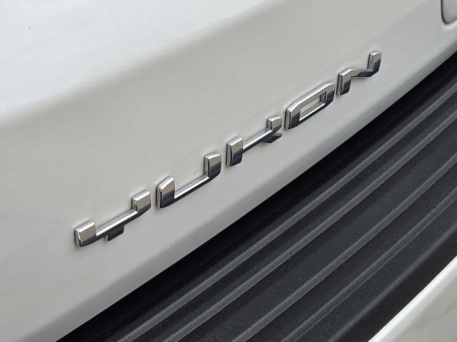 2024 GMC Yukon Vehicle Photo in DENTON, TX 76210-9321