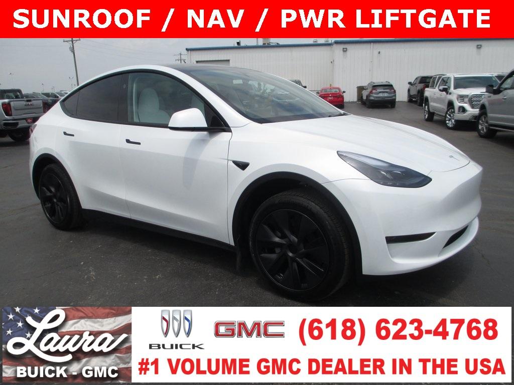 2025 Tesla Model Y Vehicle Photo in COLLINSVILLE, IL 62234-5820