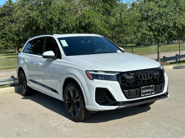 2025 Audi Q7 Vehicle Photo in HOUSTON, TX 77090