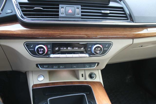 2022 Audi Q5 Vehicle Photo in HOUSTON, TX 77090
