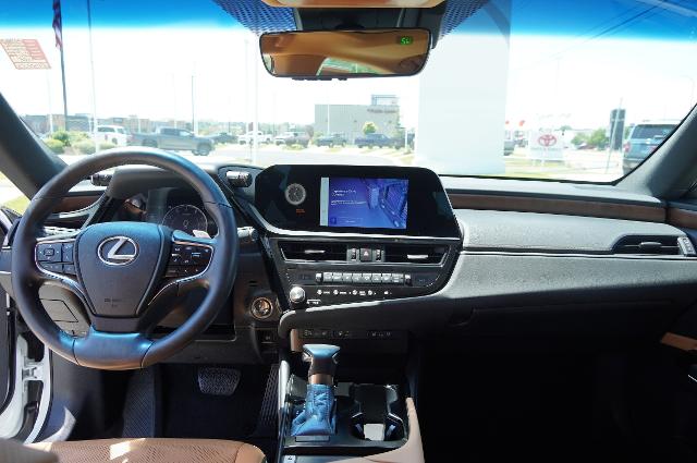2024 Lexus ES 350 Vehicle Photo in Riverdale, UT 84405