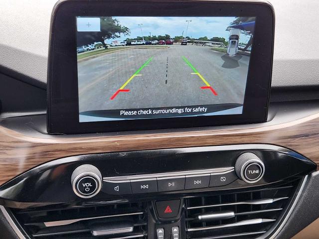 2020 Ford Escape Vehicle Photo in DENTON, TX 76210-9321