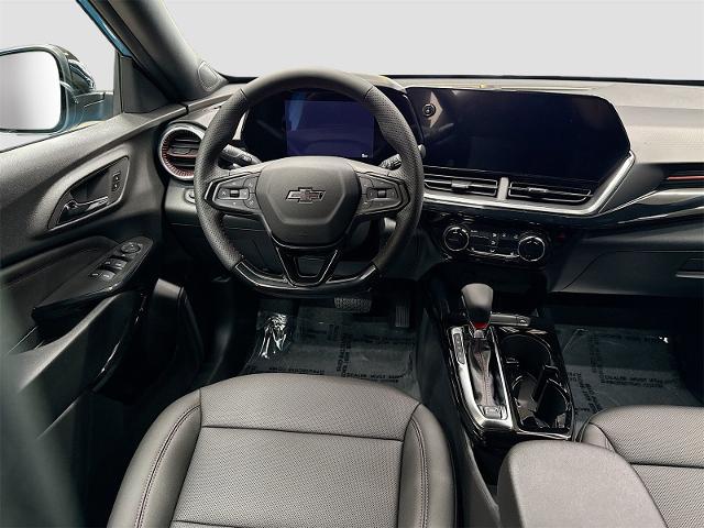 2025 Chevrolet Trax Vehicle Photo in EVERETT, WA 98203-5662