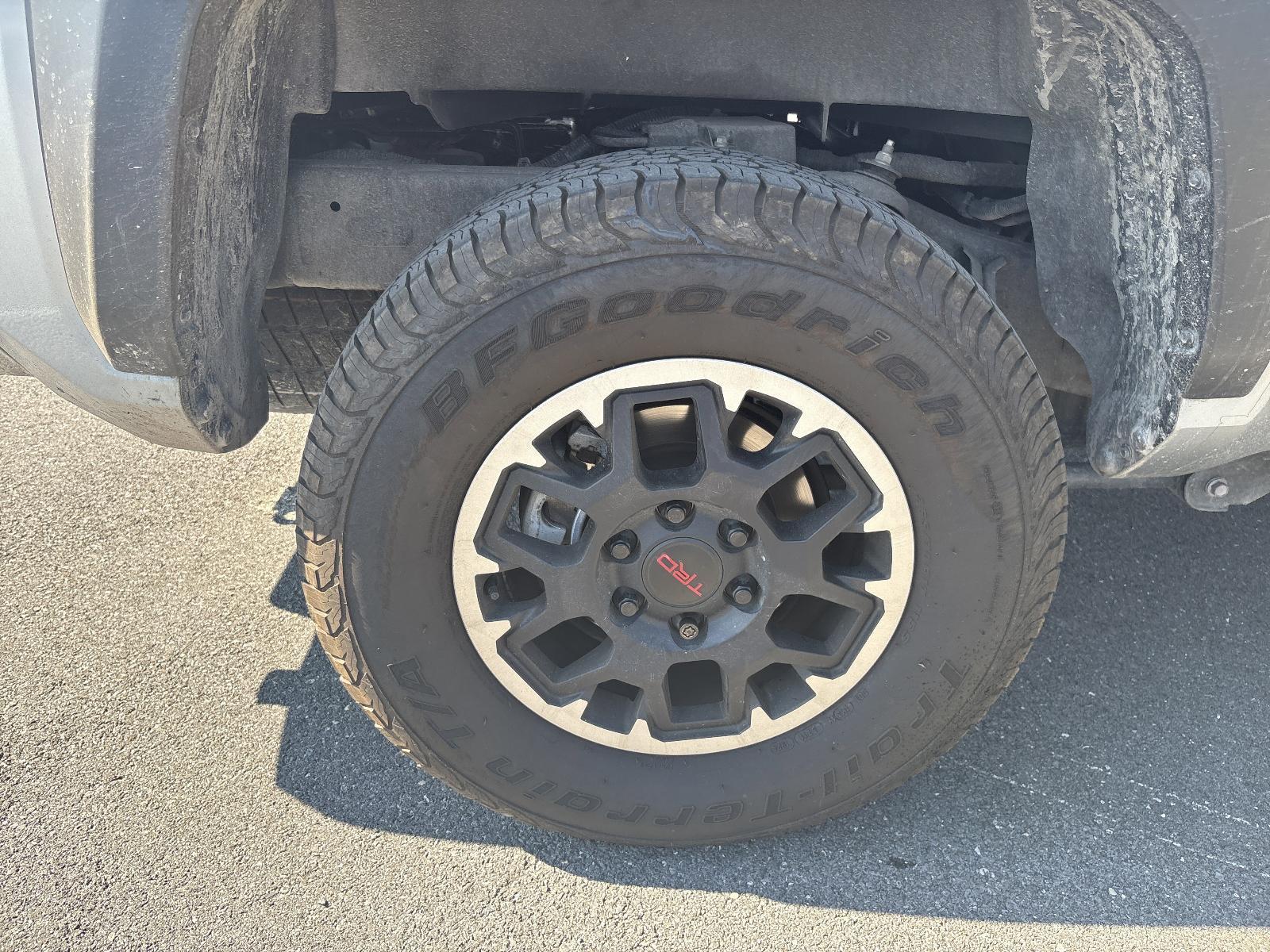 2024 Toyota Tacoma 4WD Vehicle Photo in Mechanicsburg, PA 17050-1707
