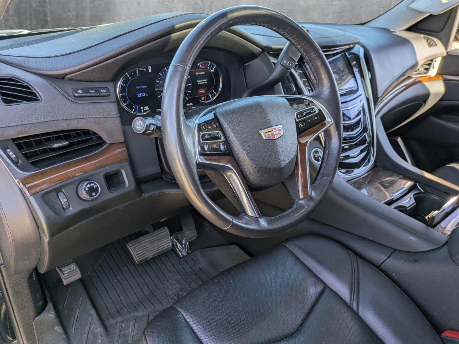 2020 Cadillac Escalade Vehicle Photo in CORPUS CHRISTI, TX 78412-4902