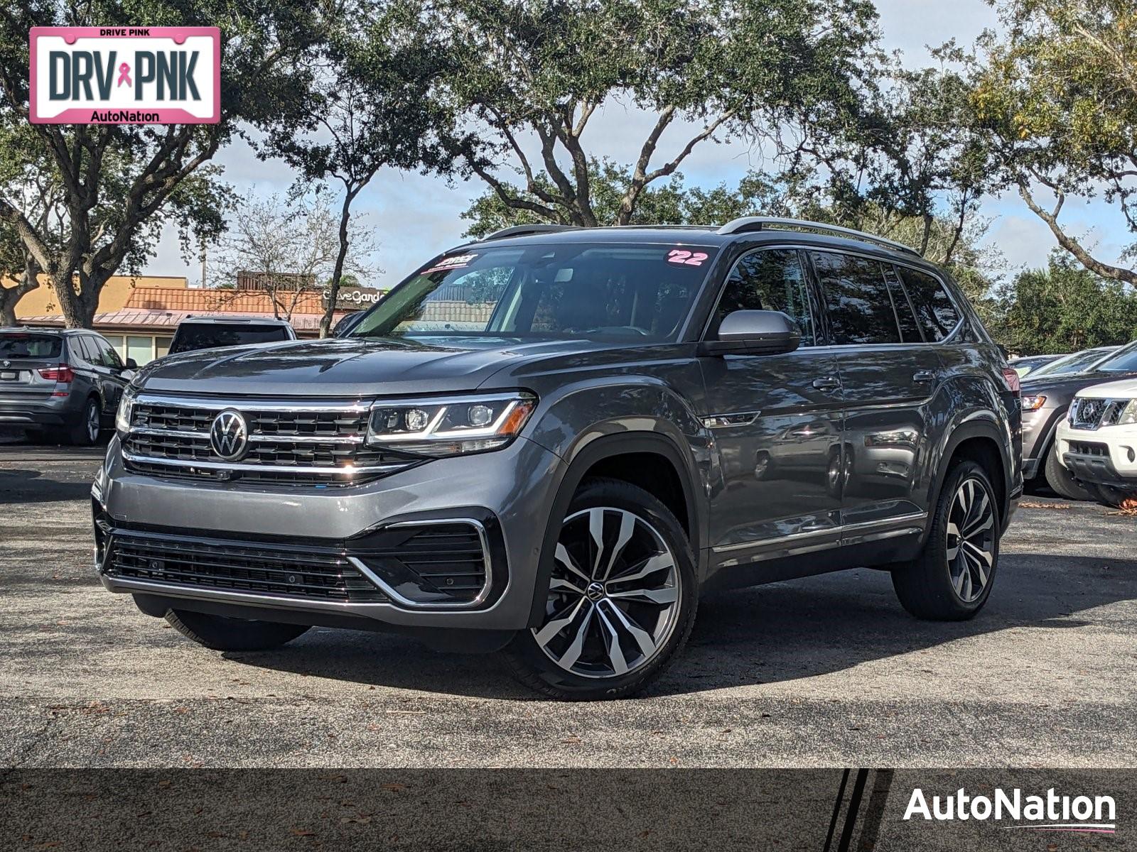 2022 Volkswagen Atlas Vehicle Photo in GREENACRES, FL 33463-3207