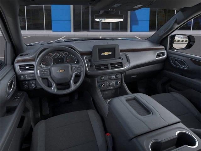 2024 Chevrolet Suburban Vehicle Photo in COLLIERVILLE, TN 38017-9006