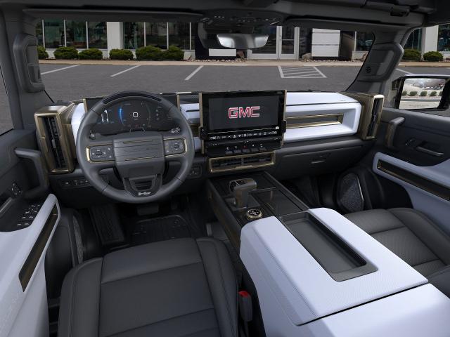 2025 GMC HUMMER EV SUV Vehicle Photo in WILLIAMSVILLE, NY 14221-2883