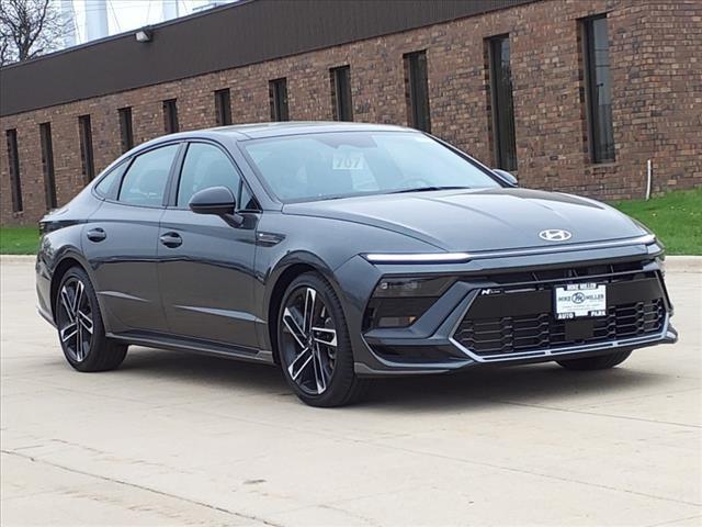 2024 Hyundai SONATA Vehicle Photo in Peoria, IL 61615