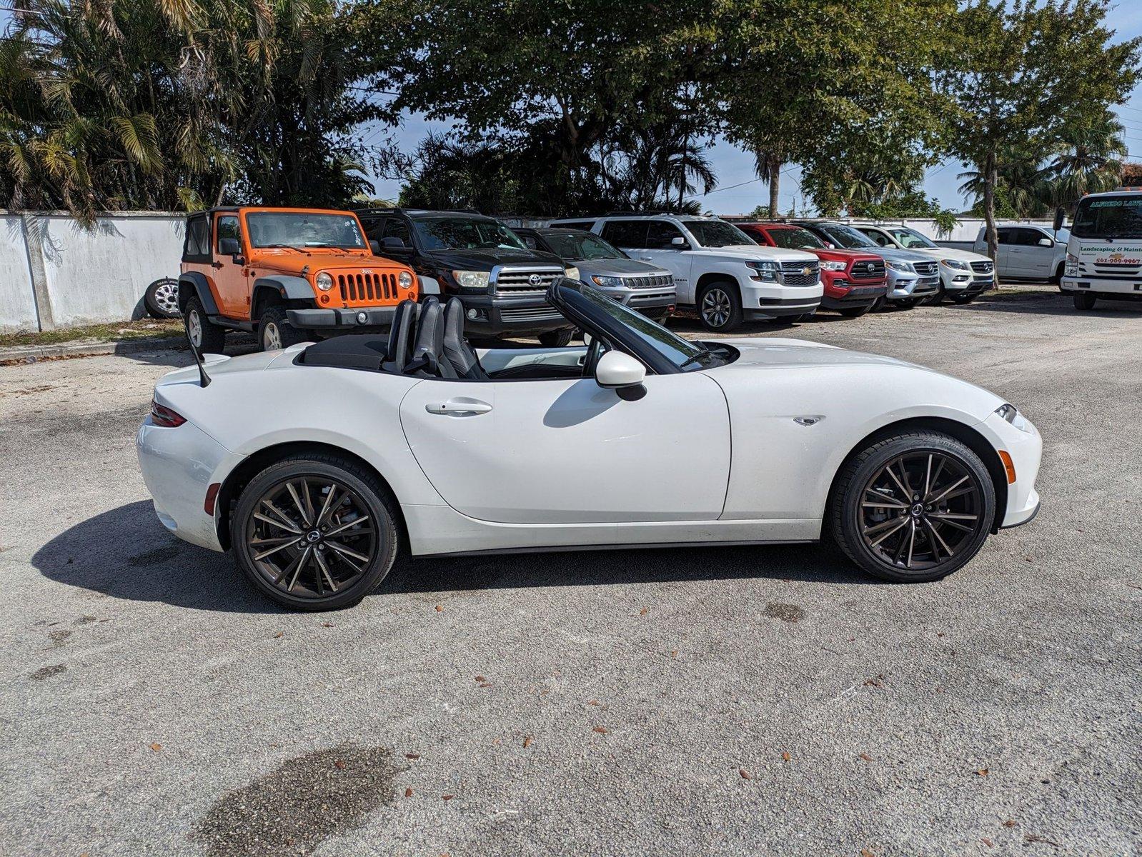 2024 Mazda MX-5 Miata Vehicle Photo in GREENACRES, FL 33463-3207