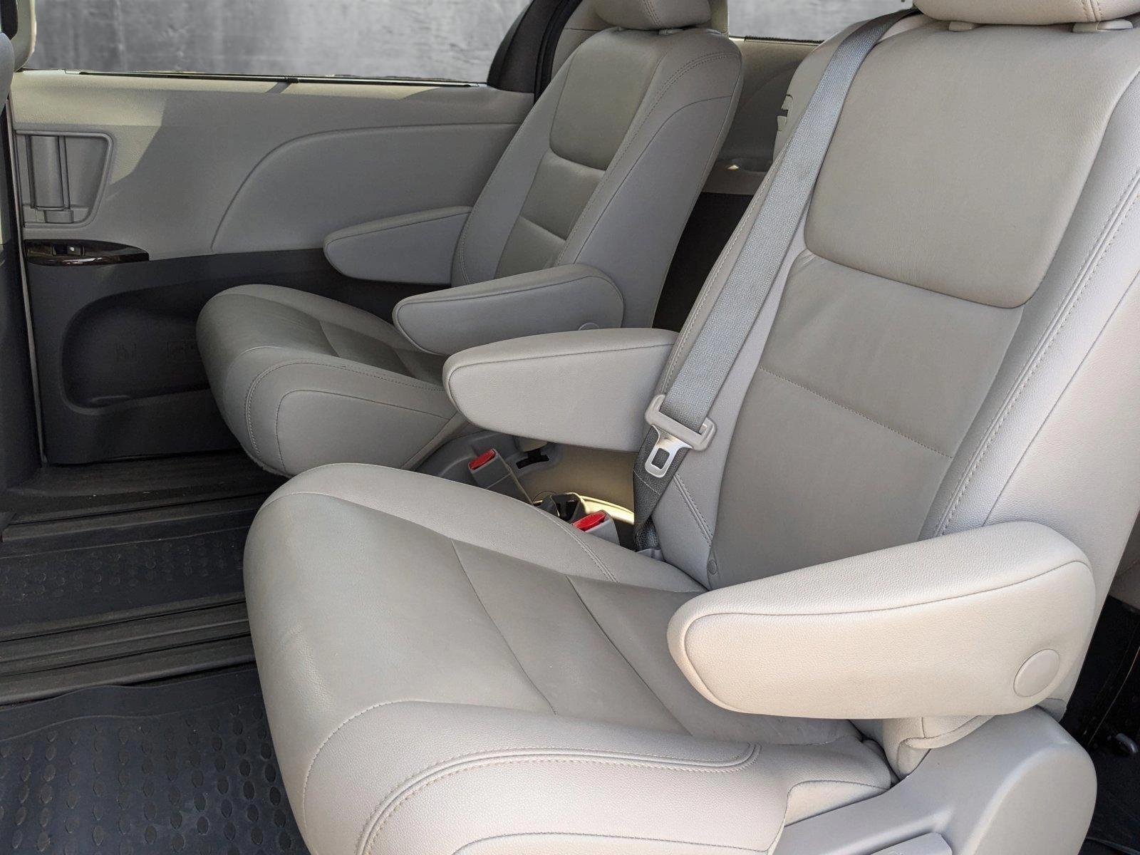 2020 Toyota Sienna Vehicle Photo in Orlando, FL 32811