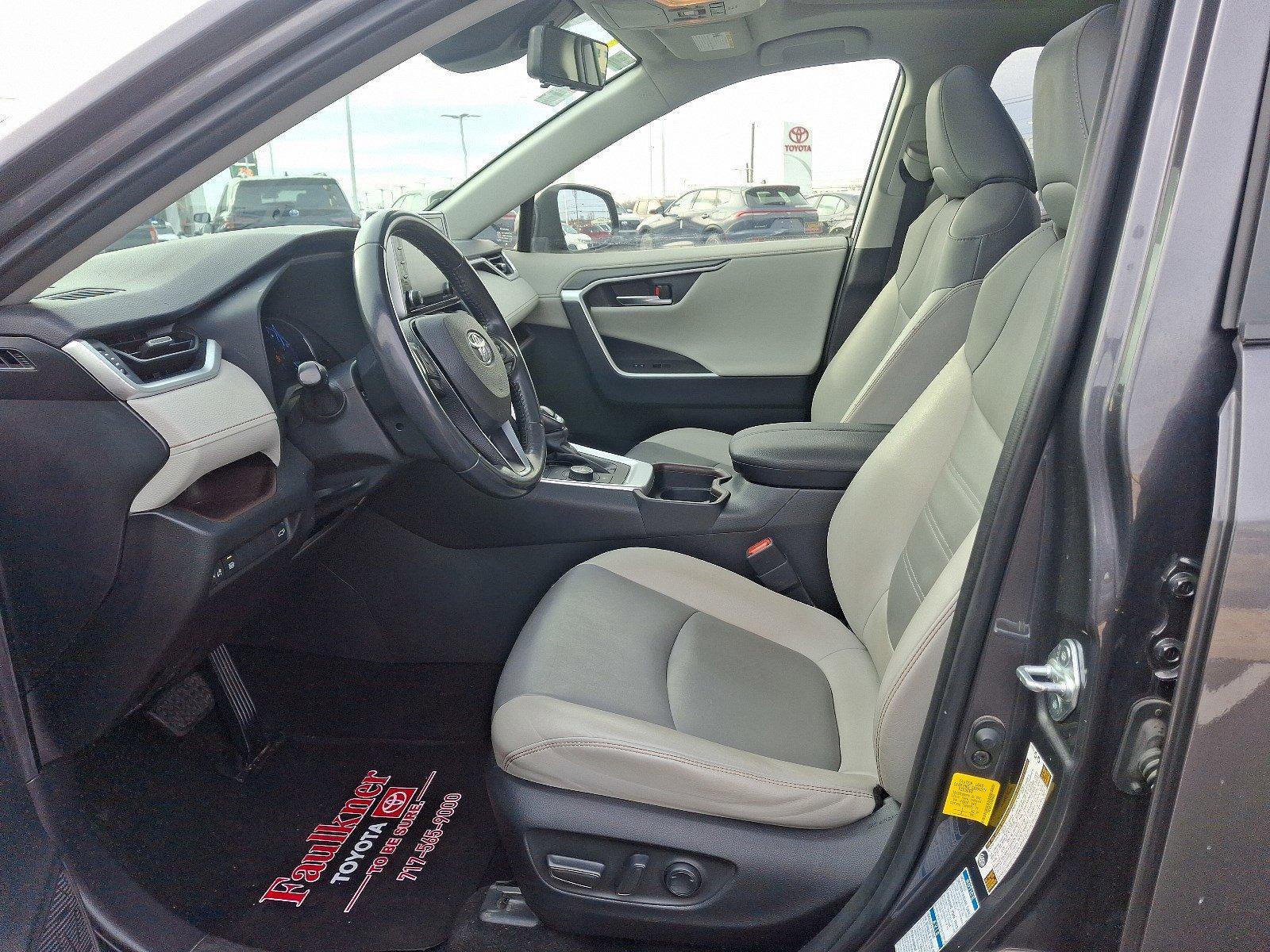 2019 Toyota RAV4 Vehicle Photo in Harrisburg, PA 17111