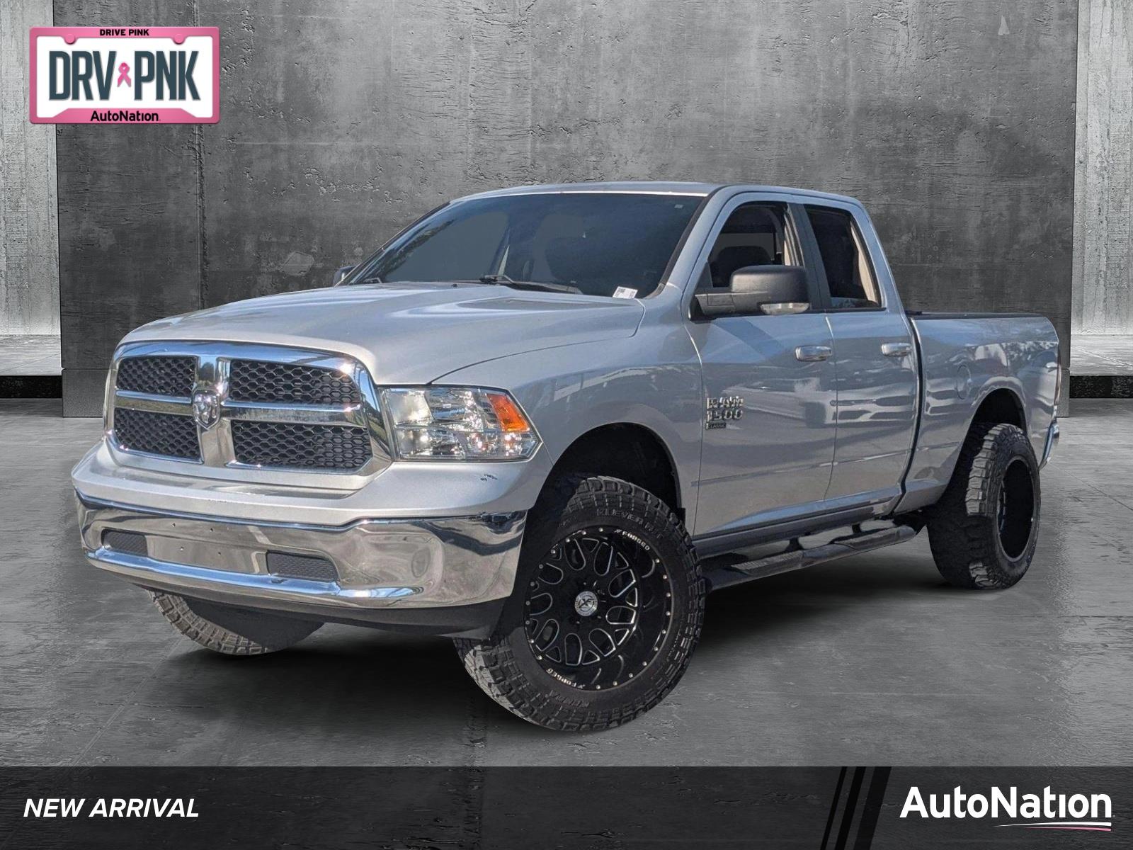 2019 Ram 1500 Classic Vehicle Photo in PEMBROKE PINES, FL 33024-6534