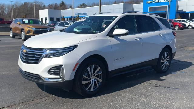 2022 Chevrolet Equinox Vehicle Photo in MOON TOWNSHIP, PA 15108-2571