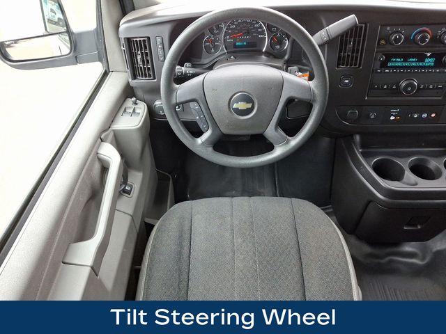 2022 Chevrolet Express Cargo 2500 Vehicle Photo in DANBURY, CT 06810-5034