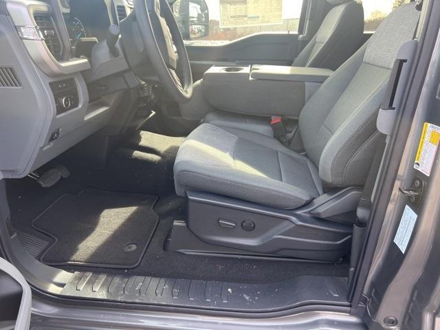 2024 Ford Super Duty F-250 SRW Vehicle Photo in Webster, MA 01570-1415