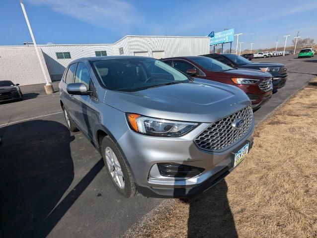 2024 Ford Edge Vehicle Photo in Neenah, WI 54956
