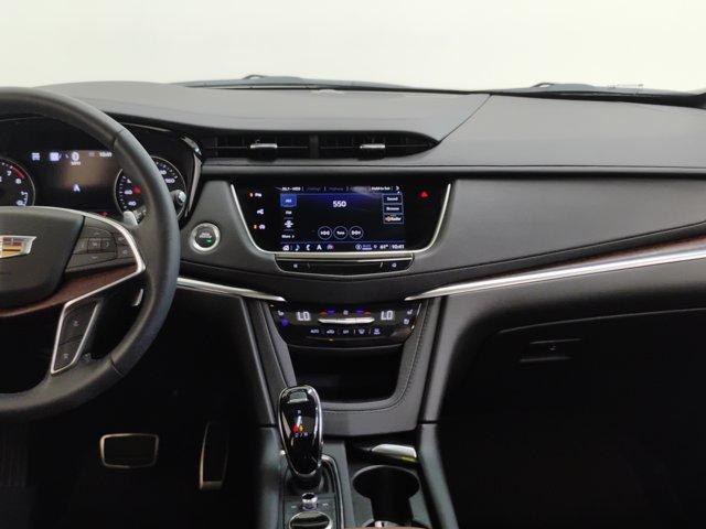 2025 Cadillac XT5 Vehicle Photo in PINEVILLE, NC 28134-8495