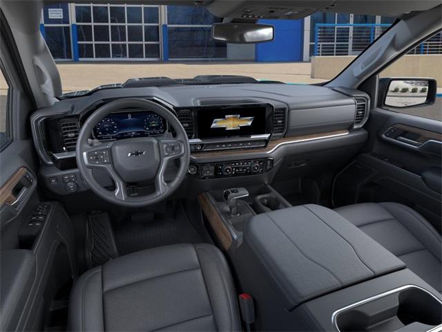 2025 Chevrolet Silverado 1500 Vehicle Photo in ENGLEWOOD, CO 80113-6708