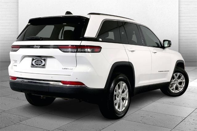 2023 Jeep Grand Cherokee Vehicle Photo in Kansas City, MO 64114