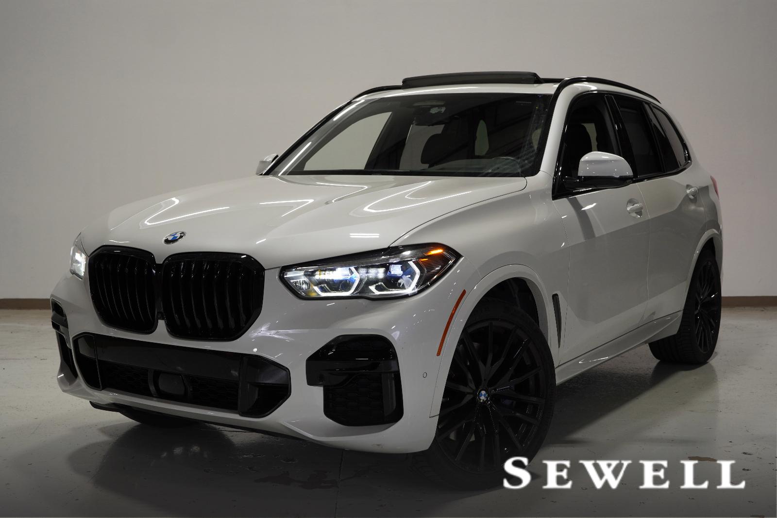 2022 BMW X5 M50i Vehicle Photo in GRAPEVINE, TX 76051