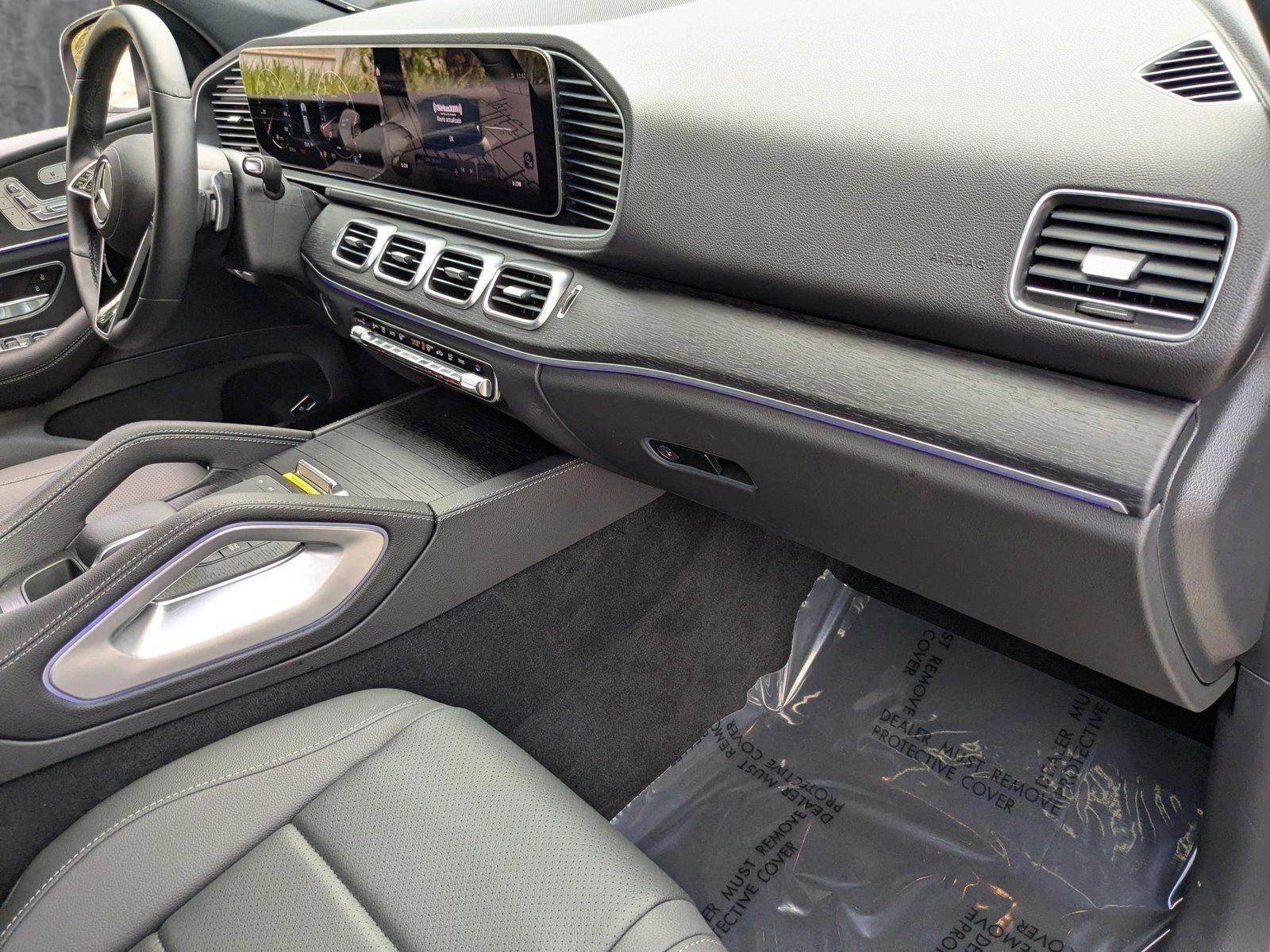 2025 Mercedes-Benz GLE Vehicle Photo in Miami, FL 33169
