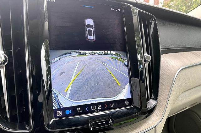 2022 Volvo XC60 Vehicle Photo in Houston, TX 77007