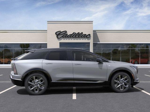 2025 Cadillac OPTIQ Vehicle Photo in GREEN BAY, WI 54303-3330