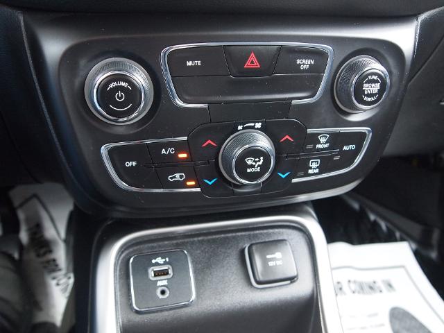 2019 Jeep Compass Vehicle Photo in MADISON, IN 47250-1611