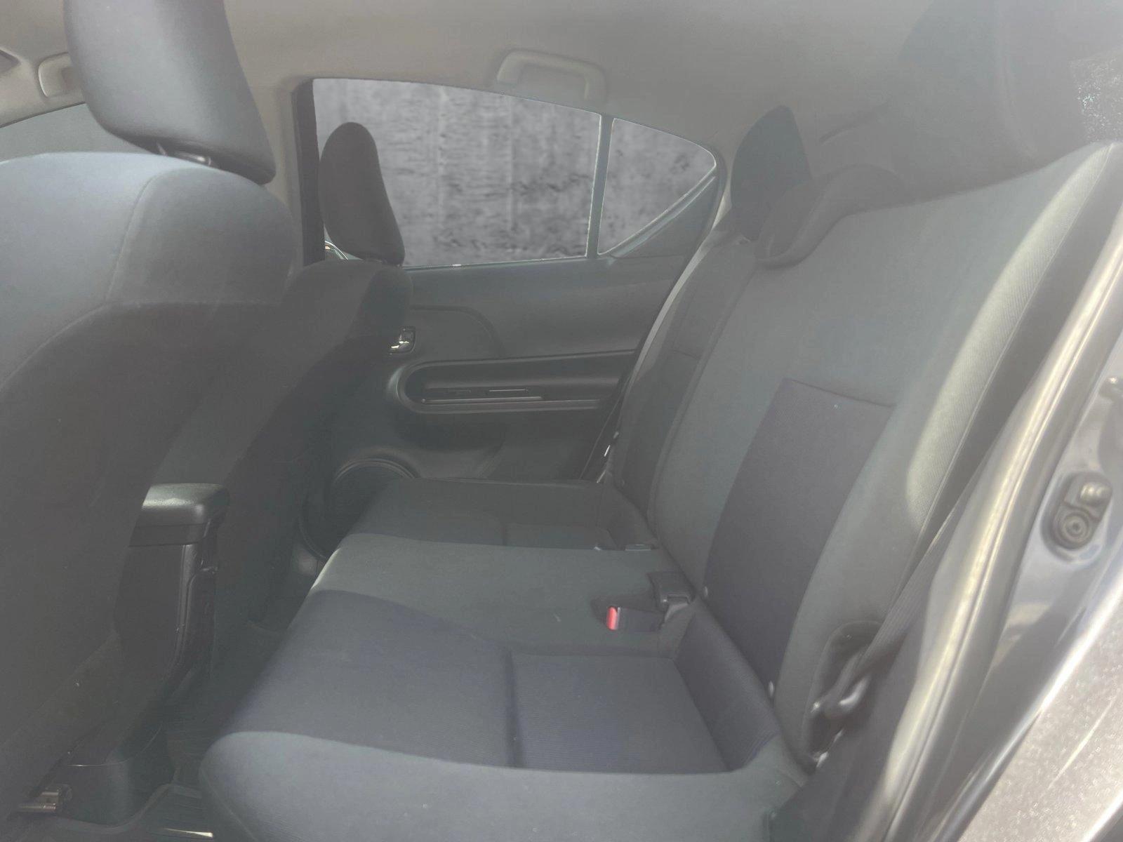 2015 Toyota Prius c Vehicle Photo in VALENCIA, CA 91355-1705