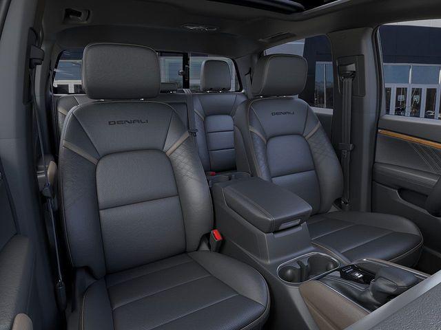 2025 GMC Canyon Vehicle Photo in DANBURY, CT 06810-5034