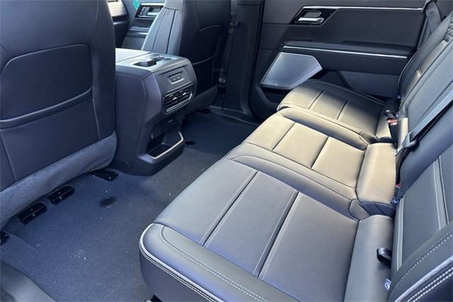 2025 GMC Sierra EV Vehicle Photo in ELK GROVE, CA 95757-8703