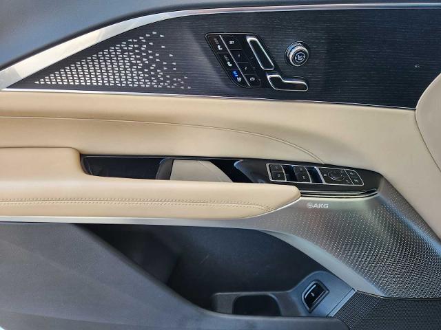 2024 Cadillac LYRIQ Vehicle Photo in Grapevine, TX 76051