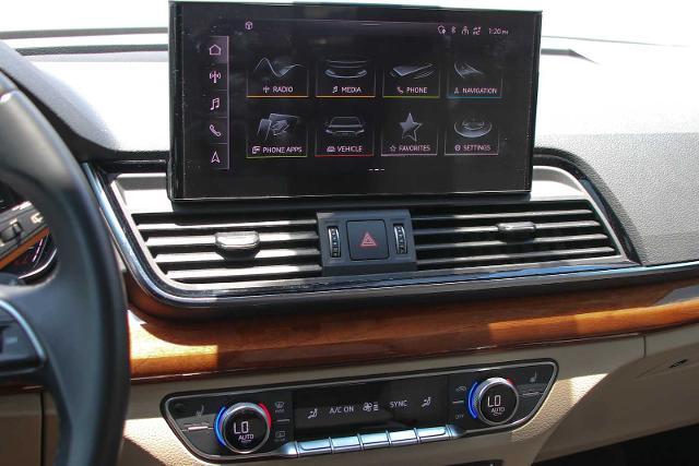 2022 Audi Q5 Vehicle Photo in SUGAR LAND, TX 77478
