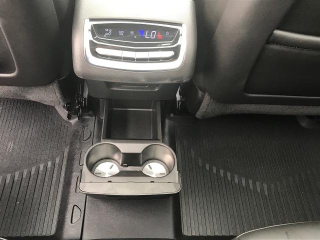 2022 Cadillac XT6 Vehicle Photo in GREEN BAY, WI 54303-3330