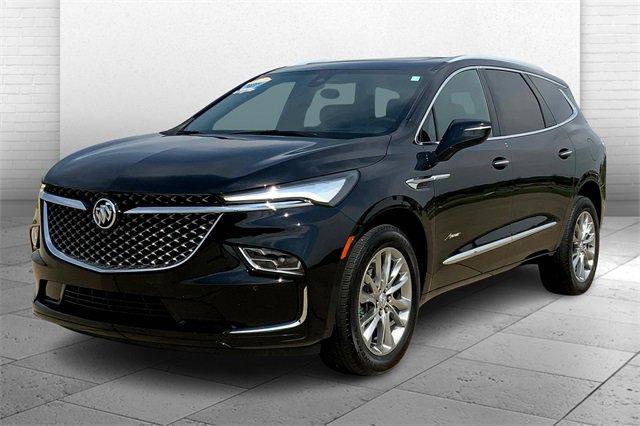 2024 Buick Enclave Vehicle Photo in TOPEKA, KS 66609-0000