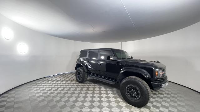 2024 Ford Bronco Vehicle Photo in GILBERT, AZ 85297-0402