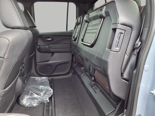 2025 Honda Ridgeline Vehicle Photo in Oshkosh, WI 54904