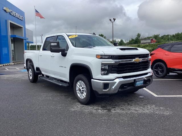 2024 Chevrolet Silverado 2500 HD Vehicle Photo in GARDNER, MA 01440-3110