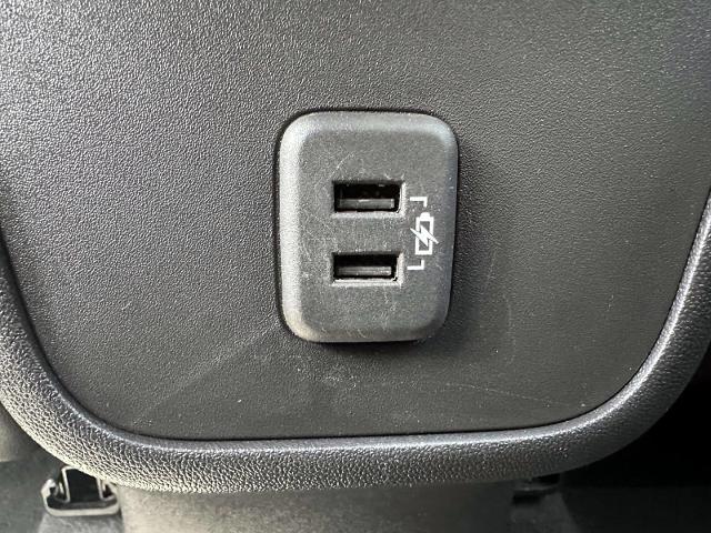 2022 Chevrolet Equinox Vehicle Photo in Roslyn, NY 11576