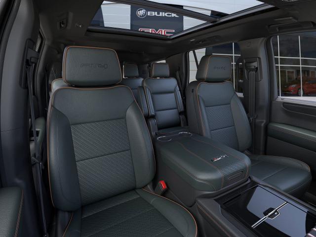 2025 GMC Yukon Vehicle Photo in GREEN BAY, WI 54303-3330