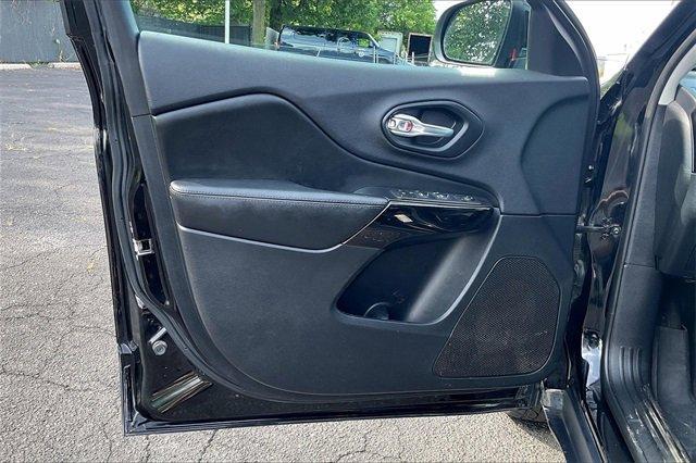 2019 Jeep Cherokee Vehicle Photo in INDEPENDENCE, MO 64055-1314