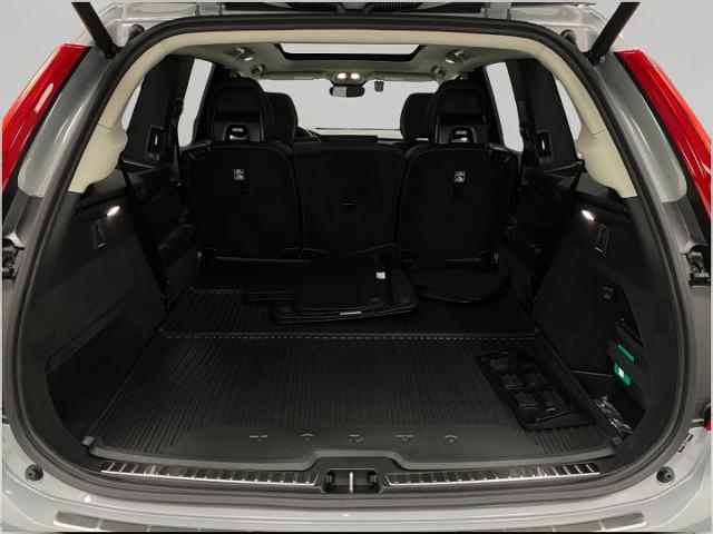 2025 Volvo XC90 Vehicle Photo in Appleton, WI 54913