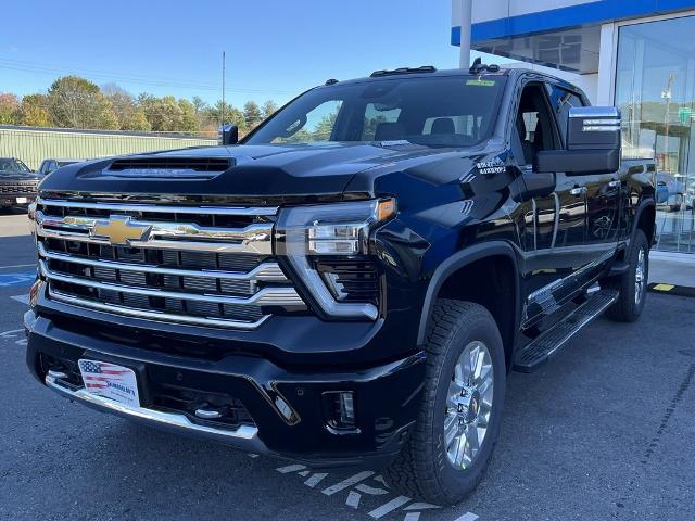 2025 Chevrolet Silverado 2500 HD Vehicle Photo in GARDNER, MA 01440-3110