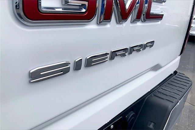 2024 GMC Sierra 2500 HD Vehicle Photo in INDEPENDENCE, MO 64055-1377