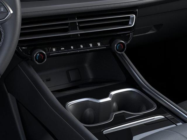 2024 Chevrolet Traverse Vehicle Photo in Roslyn, NY 11576