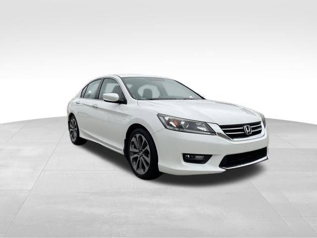 2015 Honda Accord Sedan Vehicle Photo in MEDINA, OH 44256-9631